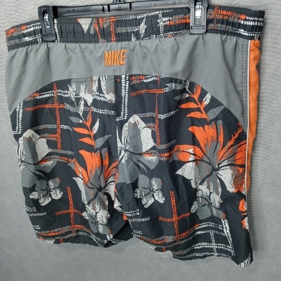 Nike Swim men's Large drawstring swim shorts. Sz 38-40×8". 324 51pm - Picture 4 of 7